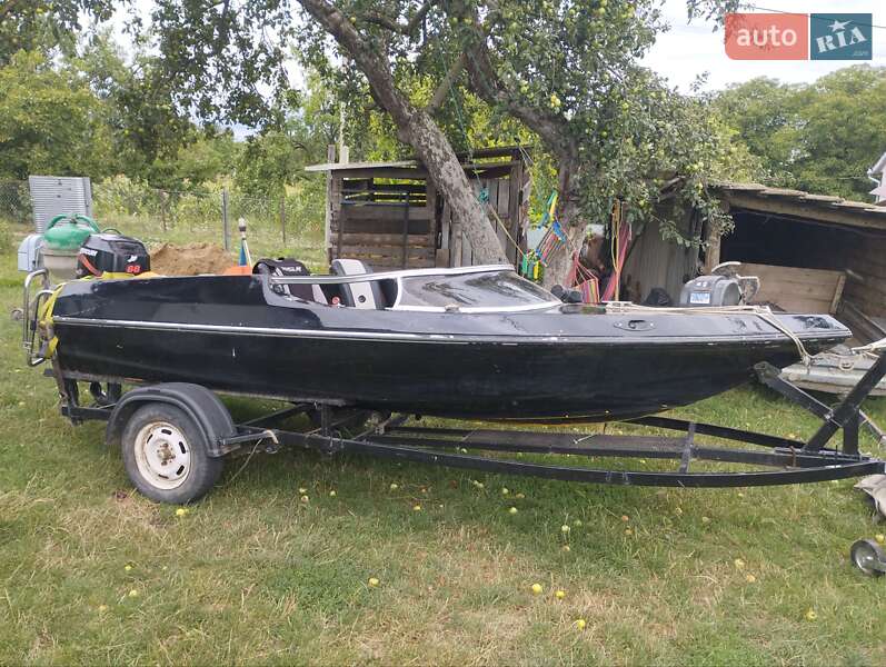 Катер Mercruiser Alpha 2010 в Кельменцах