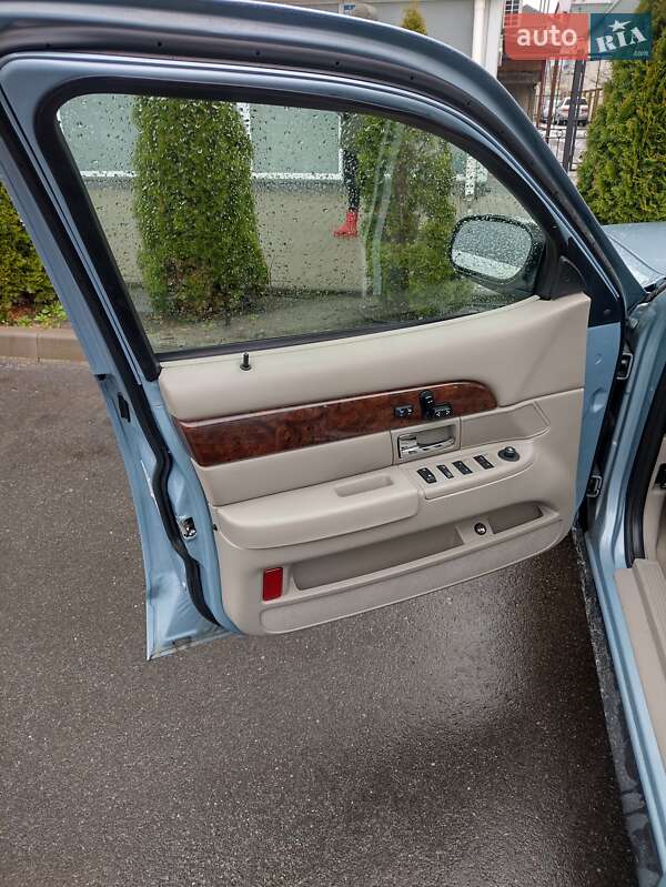 Седан Mercury Grand Marquis 2010 в Киеве