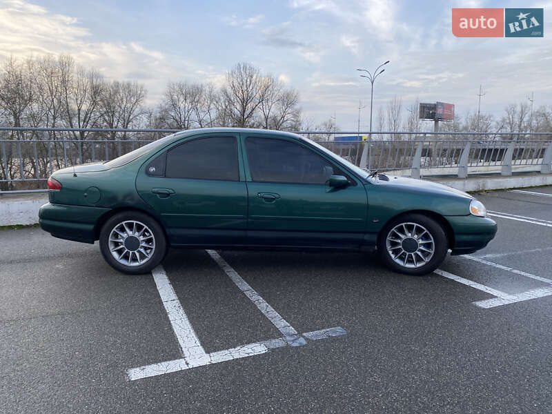 Седан Mercury Mystique 2000 в Киеве фото 5 Седан Mercury Mystique 2000 в Киеве