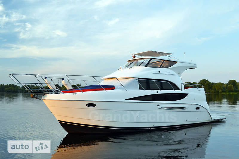 Моторная яхта Meridian 441 2007 в Киеве