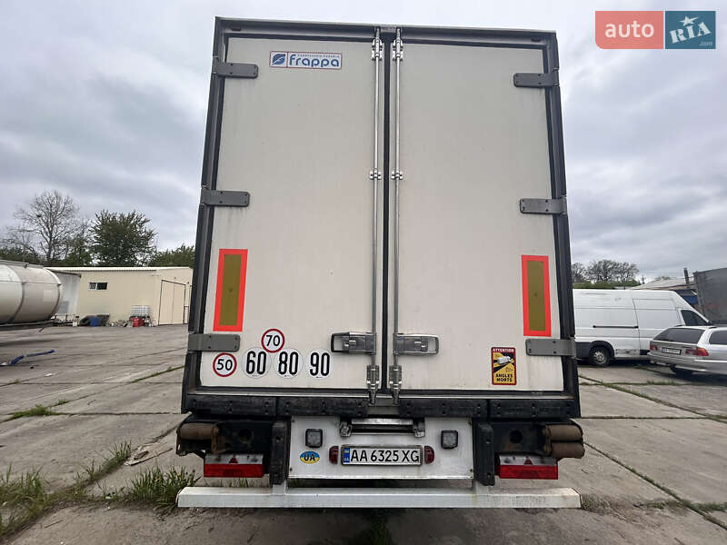 Рефрижератор полуприцеп Merker M 300 2013 в Киеве