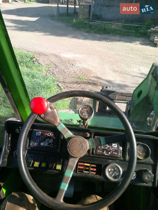 Телескопічні навантажувачі Merlo Panoramic 2005 в Тростянці