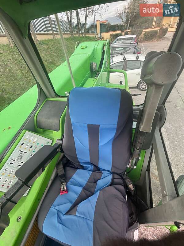 Телескопический погрузчик Merlo Roto 2005 в Черновцах