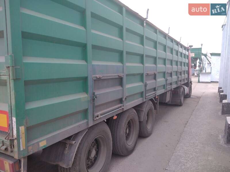 Бортовой полуприцеп Metaco SD 2001 в Одессе