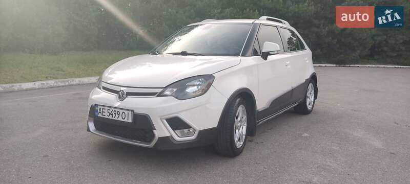MG 3 Cross 2013
