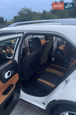 Хэтчбек MG 3 Cross 2013 в 