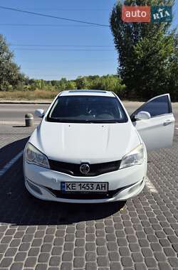 Седан MG 350 2012 в Кам'янському