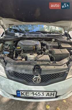 Седан MG 350 2012 в 