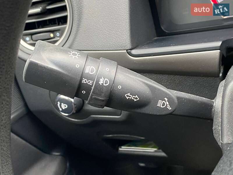 Седан MG 350 2013 в Києві фото 20 Седан MG 350 2013 в Києві