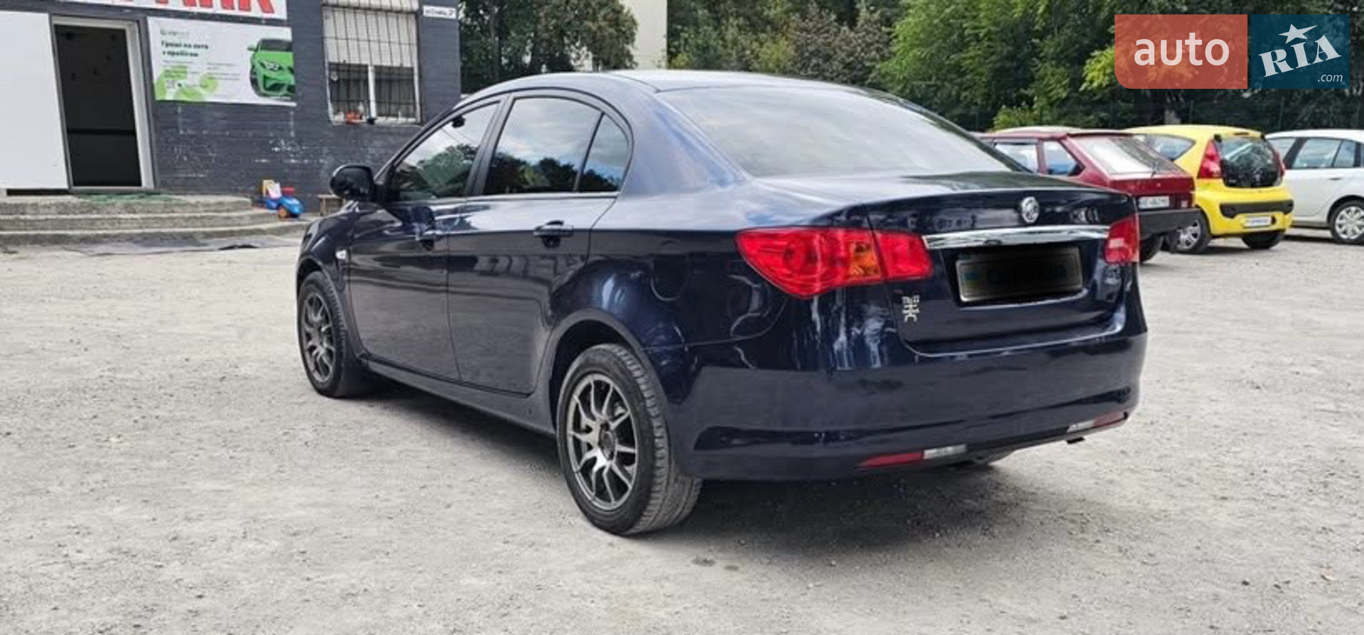 2012 MG 350 - мініатюра 3