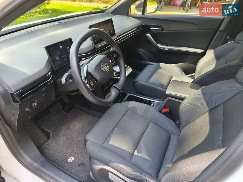 Хетчбек MG 4 2024 в Києві фото 26 Хетчбек MG 4 2024 в Києві