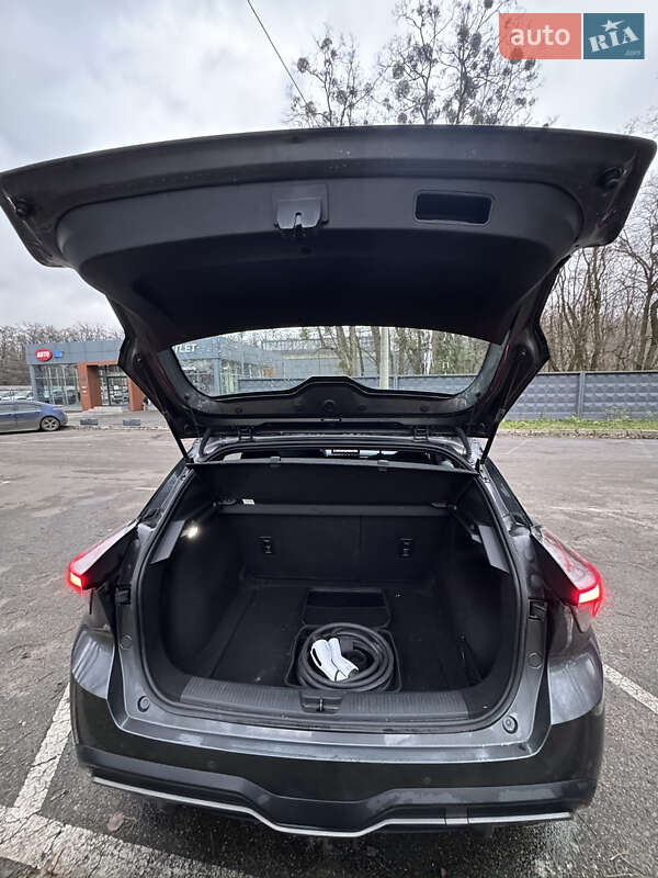 Хетчбек MG 4 2023 в Києві фото 12 Хетчбек MG 4 2023 в Києві