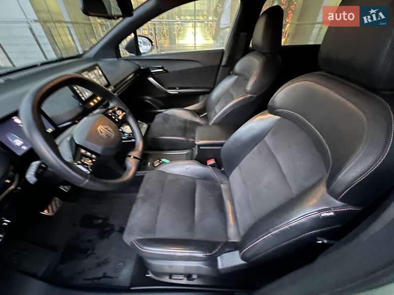 Хэтчбек MG 4 2023 в Киеве