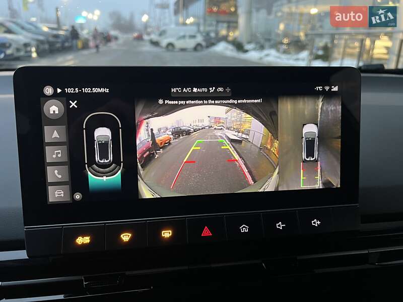 Хэтчбек MG 4 2023 в Киеве