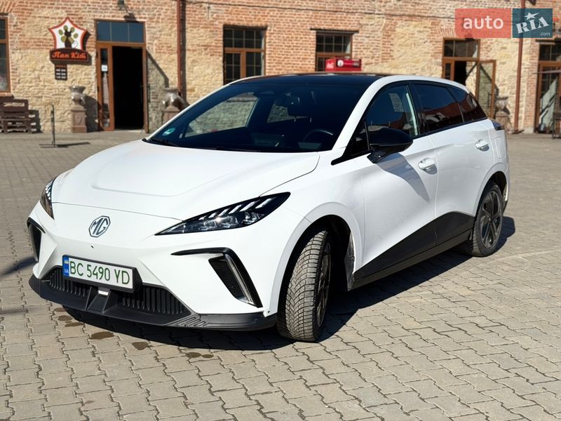 Хэтчбек MG 4 2023 в Бережанах