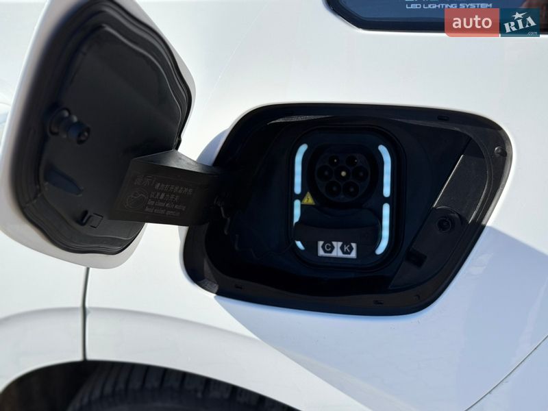 Хэтчбек MG 4 2023 в Бережанах