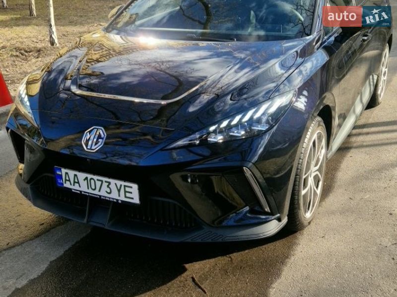 2023 MG 4, VIN LSJWH4093RN062970:plate — photo 1 (autoria)