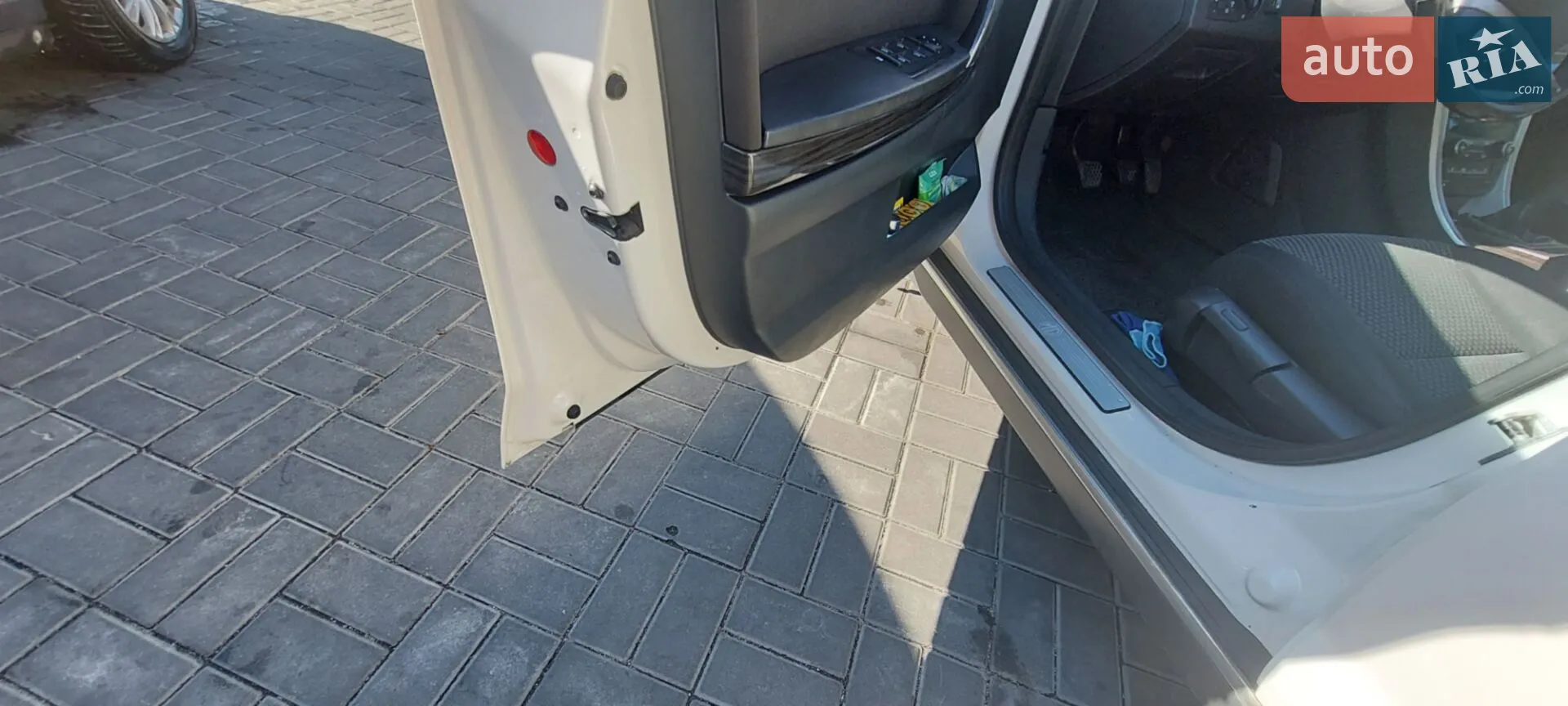2013 MG 550 - мініатюра 40