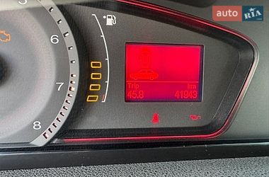 Седан MG 550 2012 в Гребінці