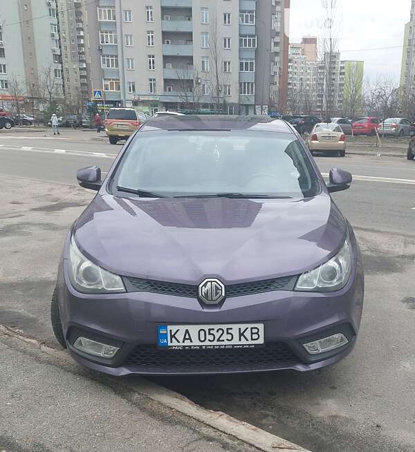Седан MG 5 2013 в Киеве