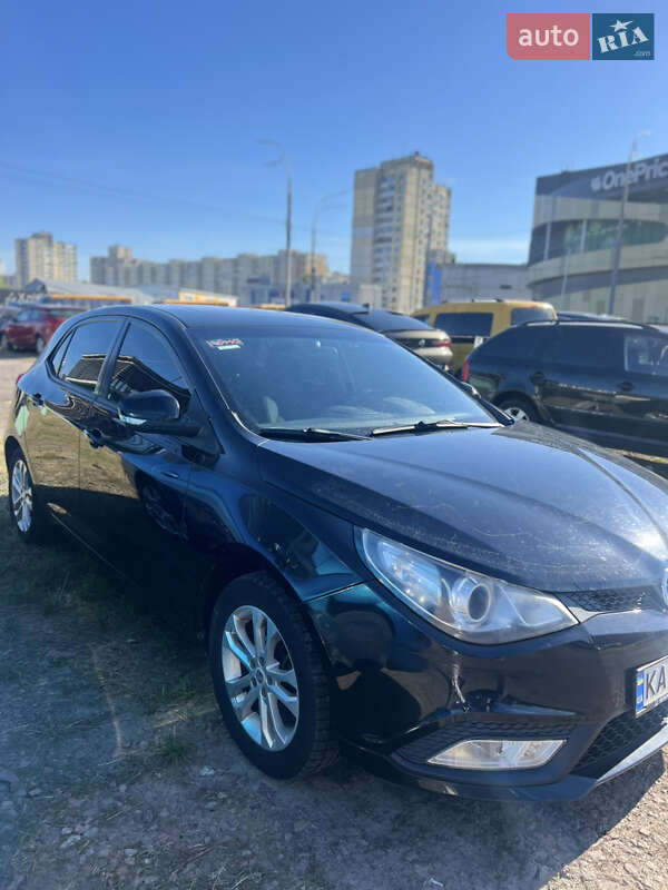 Хэтчбек MG 5 2013 в Киеве