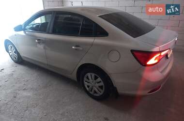 Седан MG 5 2021 в 