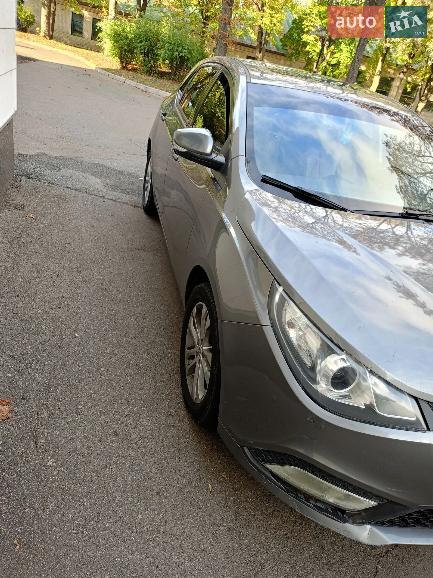 2013 MG 5 - мініатюра 28