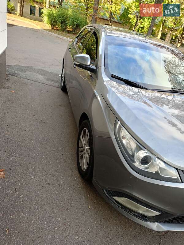 Хэтчбек MG 5 2013 в Киеве