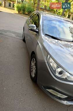 Хэтчбек MG 5 2013 в 