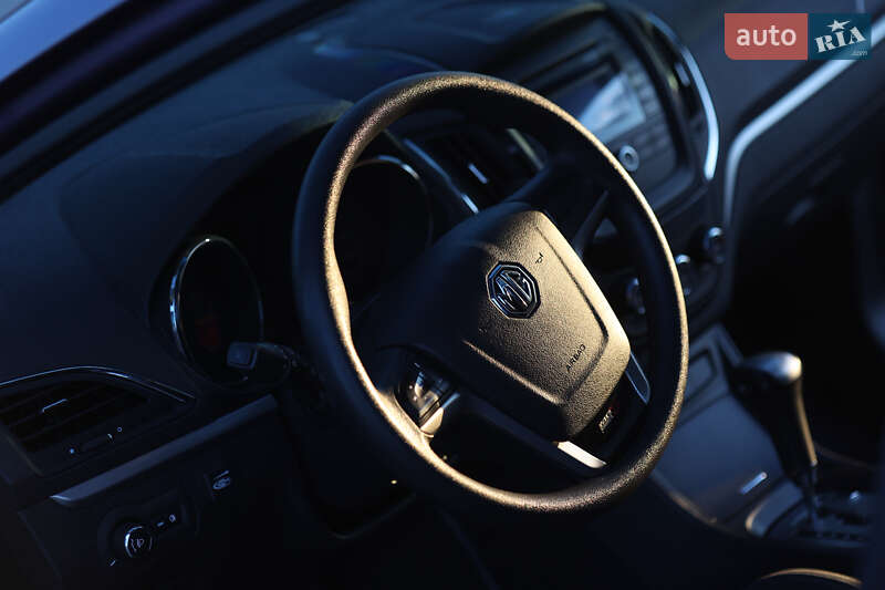 Хэтчбек MG 5 2013 в Днепре