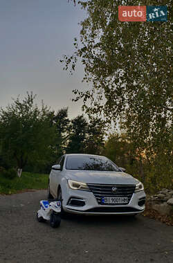 Седан MG 5 2021 в Лохвице
