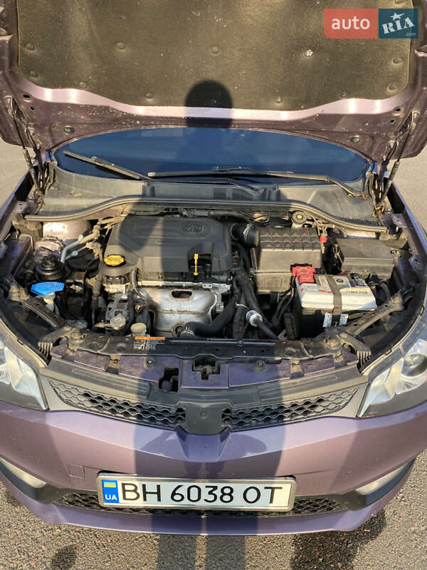 Хэтчбек MG 5 2013 в Березовке