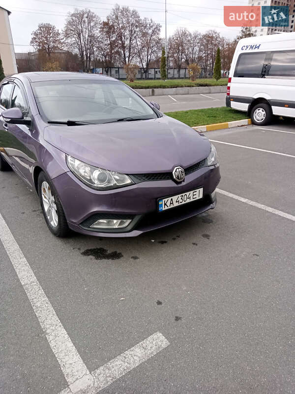 Хэтчбек MG 5 2013 в Киеве