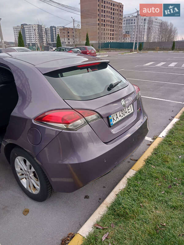 Хэтчбек MG 5 2013 в Киеве