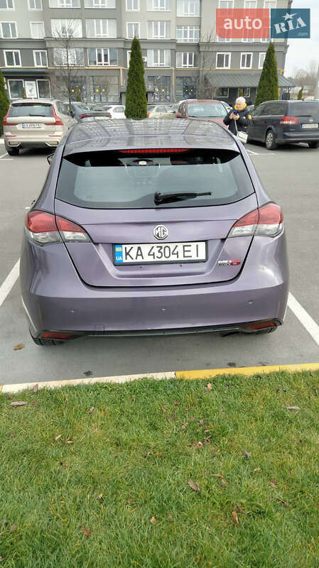 Хэтчбек MG 5 2013 в Киеве