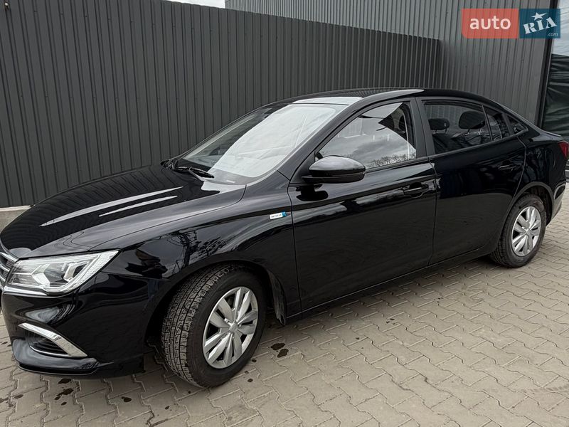 Седан MG 5 2022 в Киеве