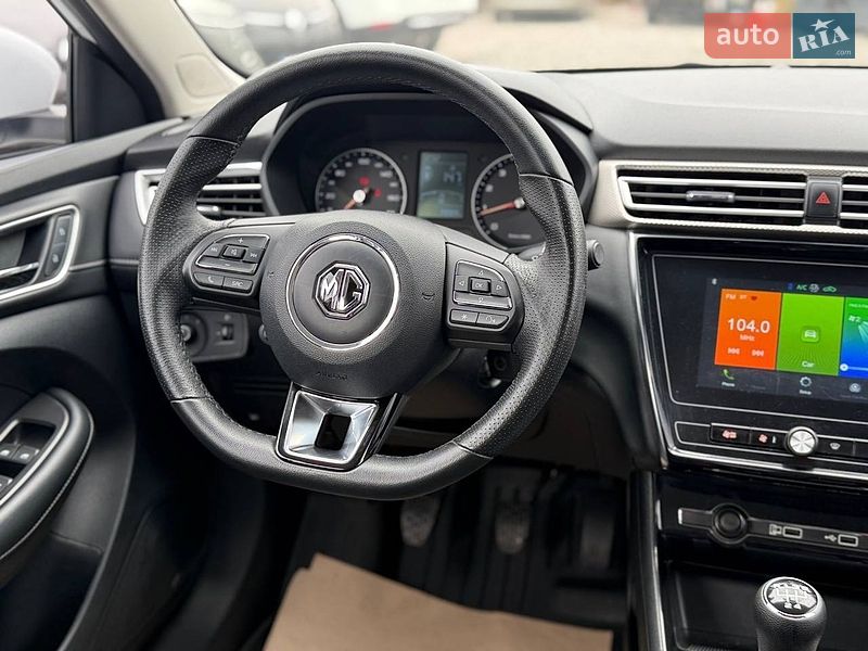 Седан MG 5 2022 в Днепре