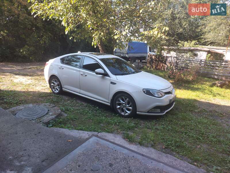 MG 6 2012