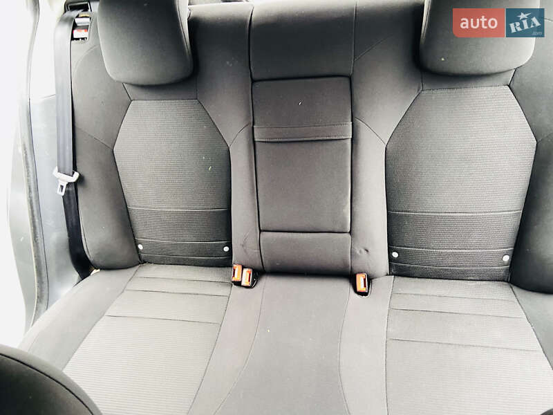 Лифтбек MG 6 2013 в Киеве фото 26 Лифтбек MG 6 2013 в Киеве