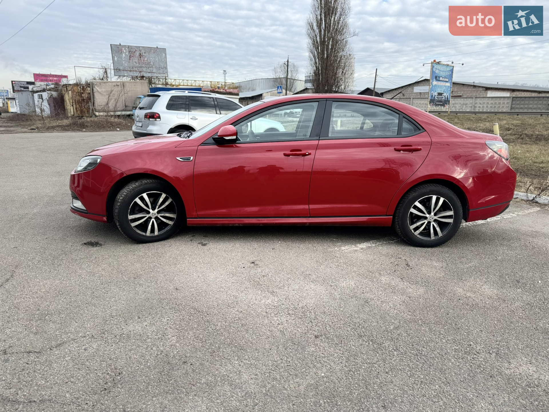 2013 MG 6 - мініатюра 7