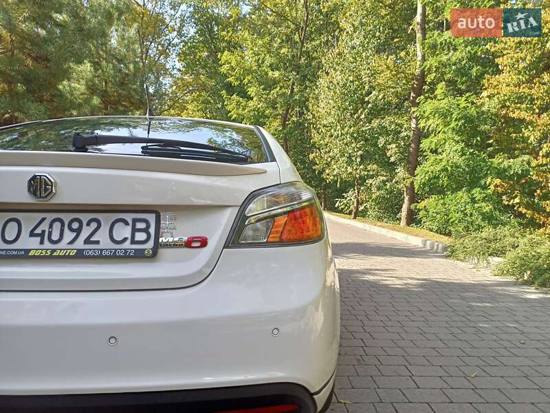 Фастбэк MG 6 2012 в Мукачево