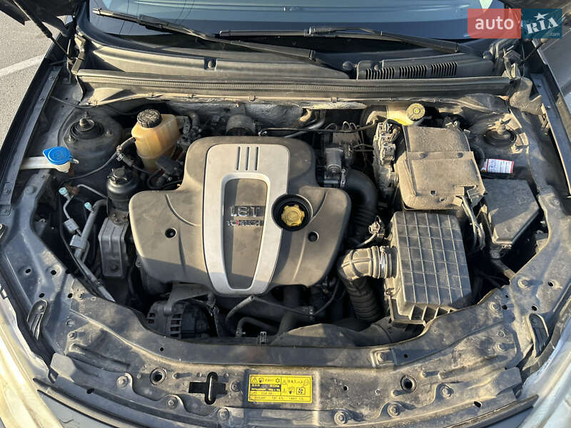 Седан MG 6 2013 в Буче