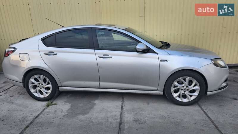 MG 6 2013