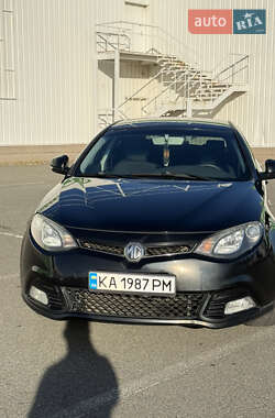 Фастбэк MG 6 2013 в Киеве