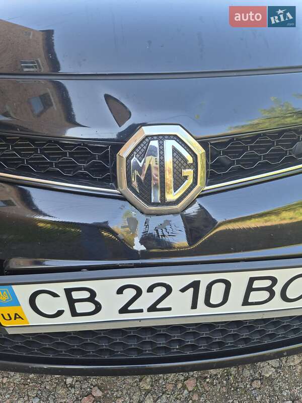 Фастбэк MG 6 2013 в Чернигове