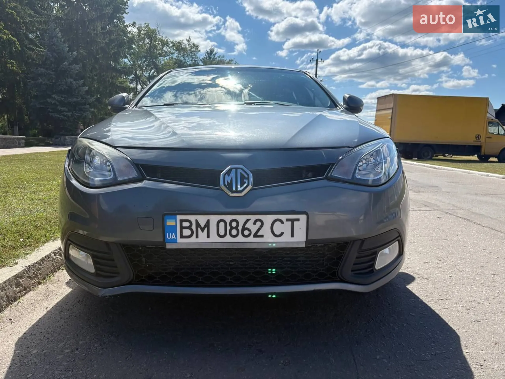 2012 MG 6 - мініатюра 3