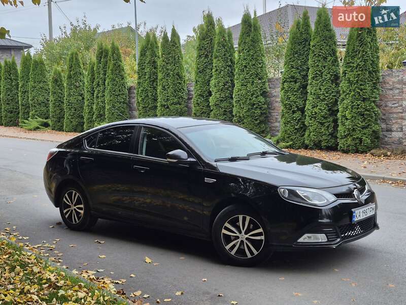 Фастбэк MG 6 2013 в Киеве