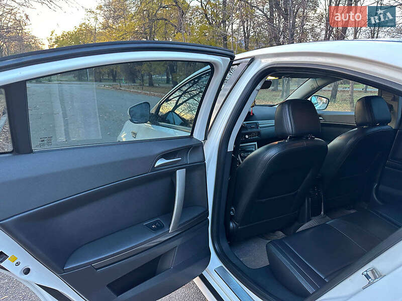 Фастбэк MG 6 2012 в Запорожье фото 20 Фастбэк MG 6 2012 в Запорожье