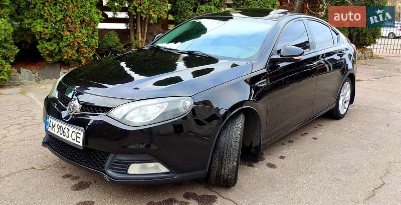 Фастбек MG 6 2012 в Житомирі