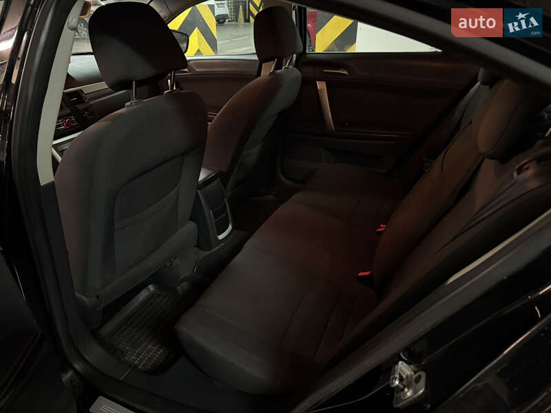 Фастбэк MG 6 2013 в Днепре